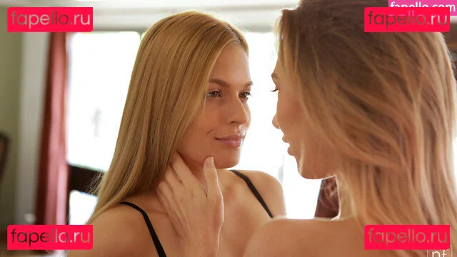 Sloan Harper Onlyfans Photo Gallery 