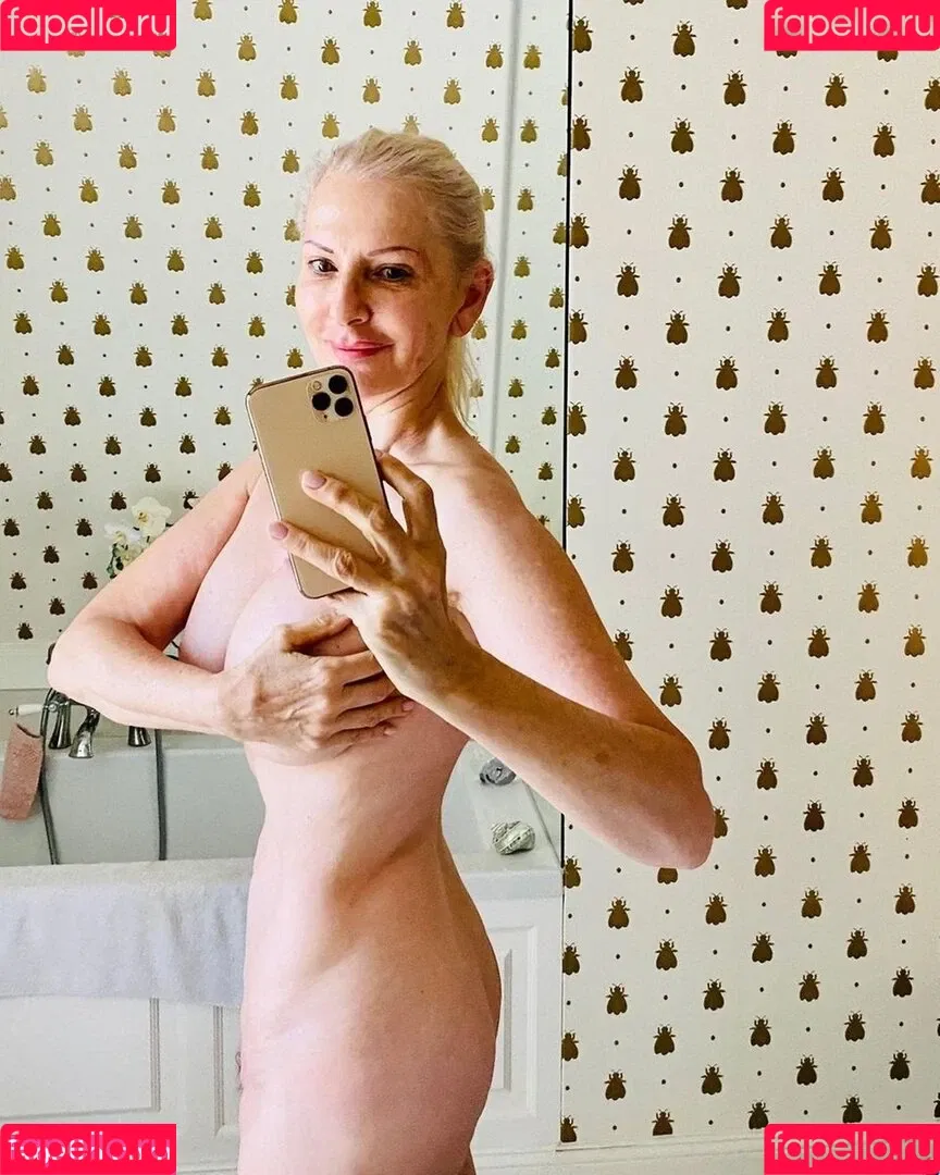 Désirée Nick Onlyfans Photo Gallery 