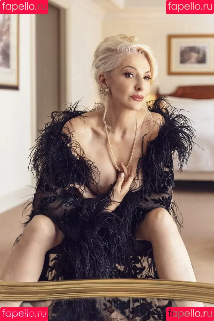 Désirée Nick Onlyfans Photo Gallery 