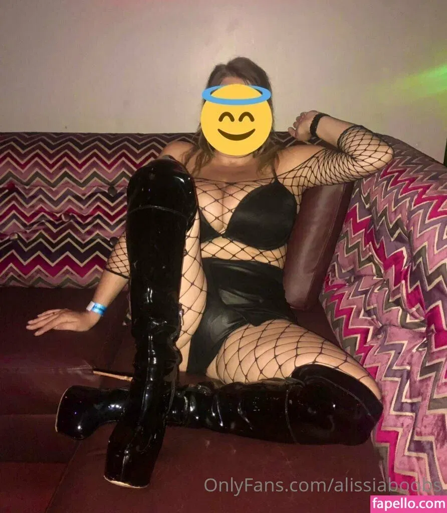 alissiaboobs Onlyfans Photo Gallery 