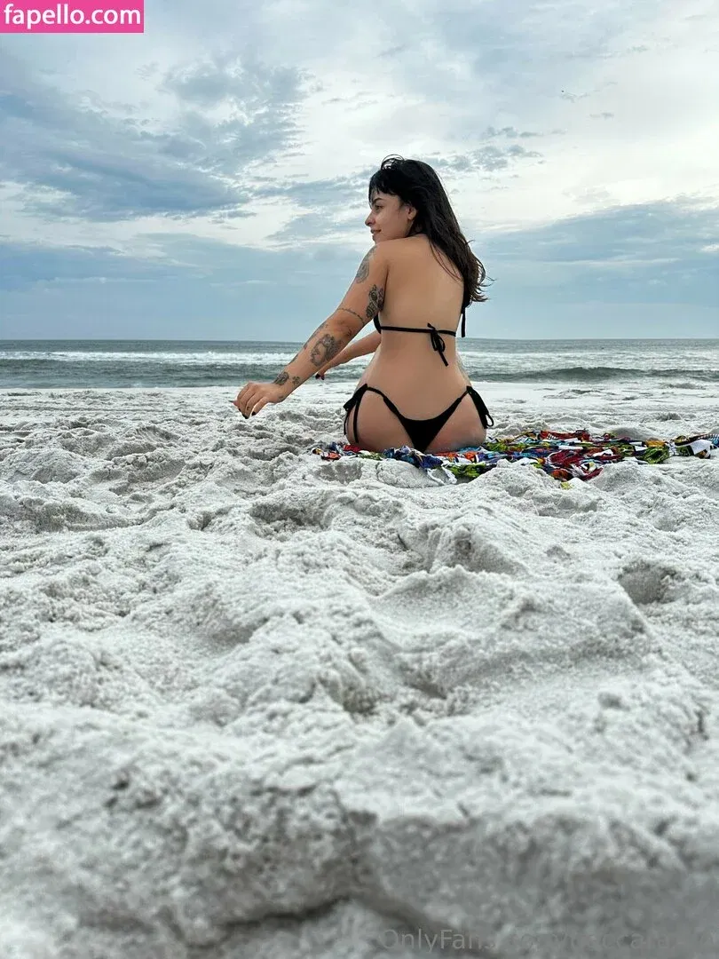 Becca Razzo Onlyfans Photo Gallery 