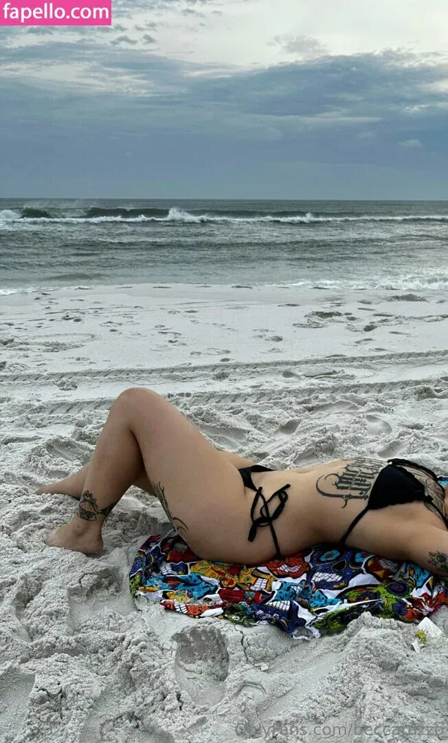 Becca Razzo Onlyfans Photo Gallery 