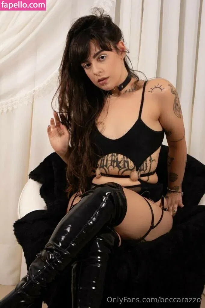 Becca Razzo Onlyfans Photo Gallery 