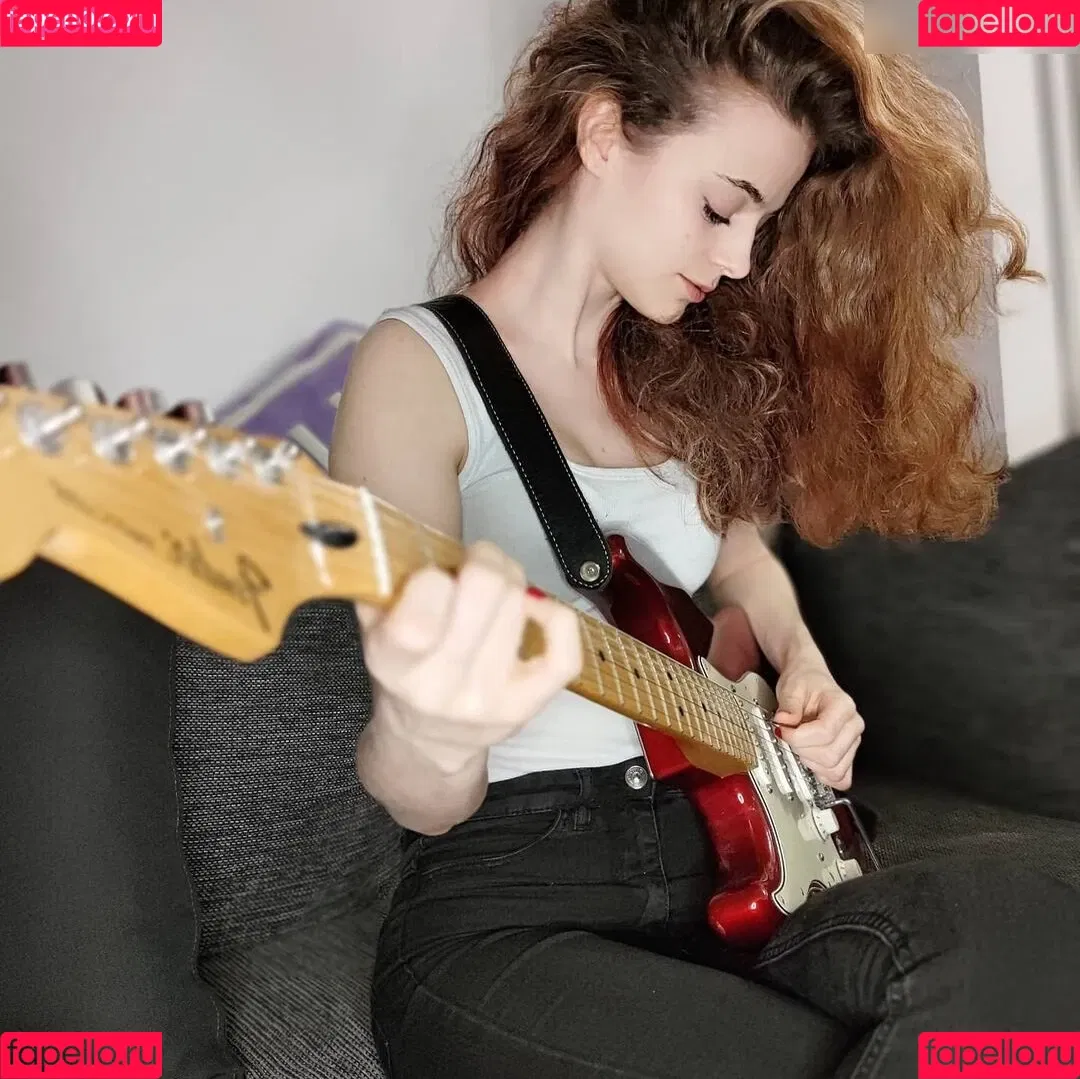 Sana Onlyfans Photo Gallery 