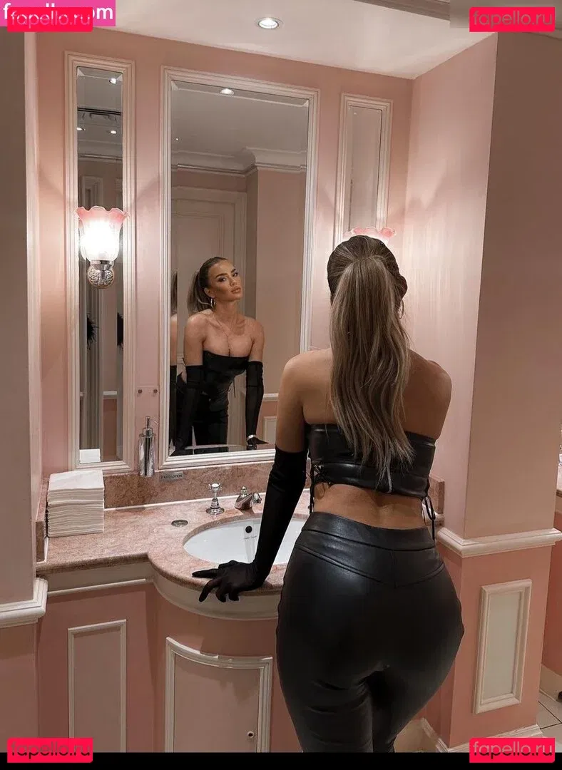 Denise Bobe Onlyfans Photo Gallery 