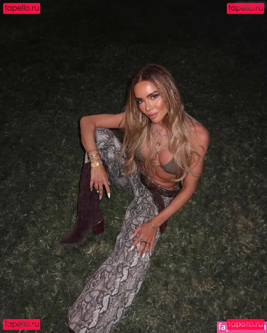 Denise Bobe Onlyfans Photo Gallery 