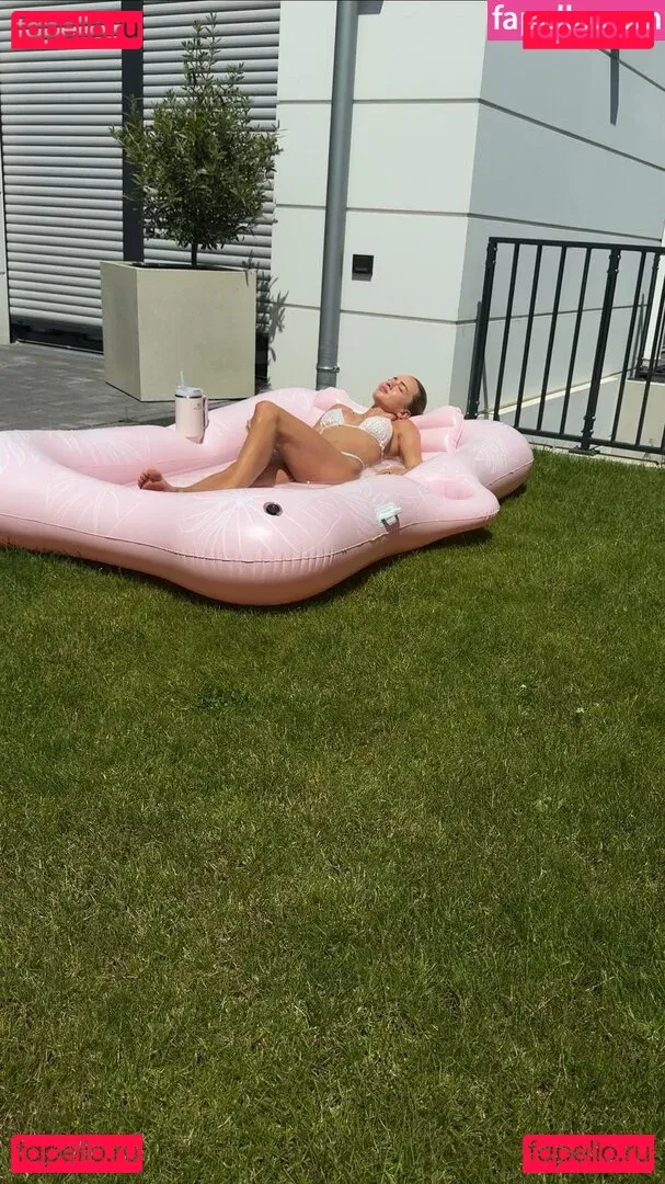 Denise Bobe Onlyfans Photo Gallery 