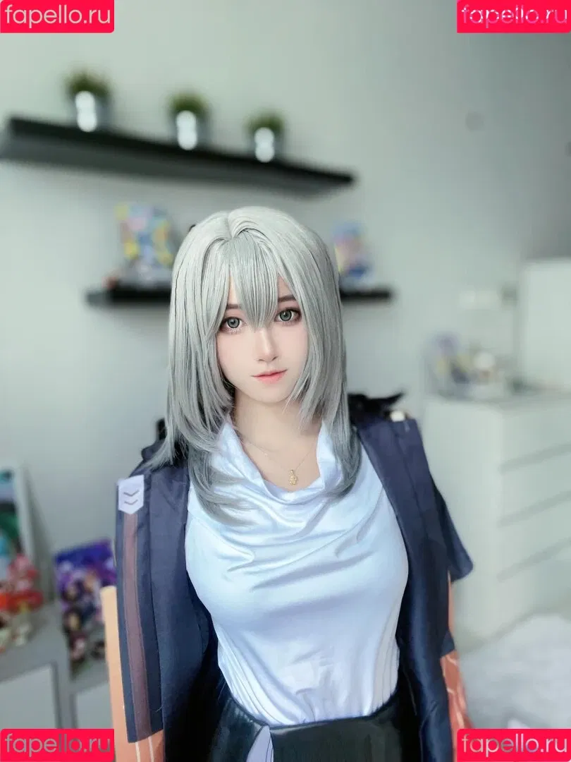 Arisa Cosplay Onlyfans Photo Gallery 