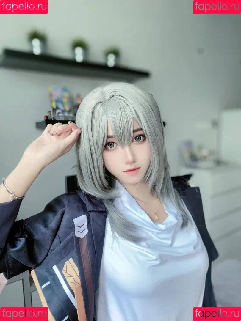 Arisa Cosplay Onlyfans Photo Gallery 