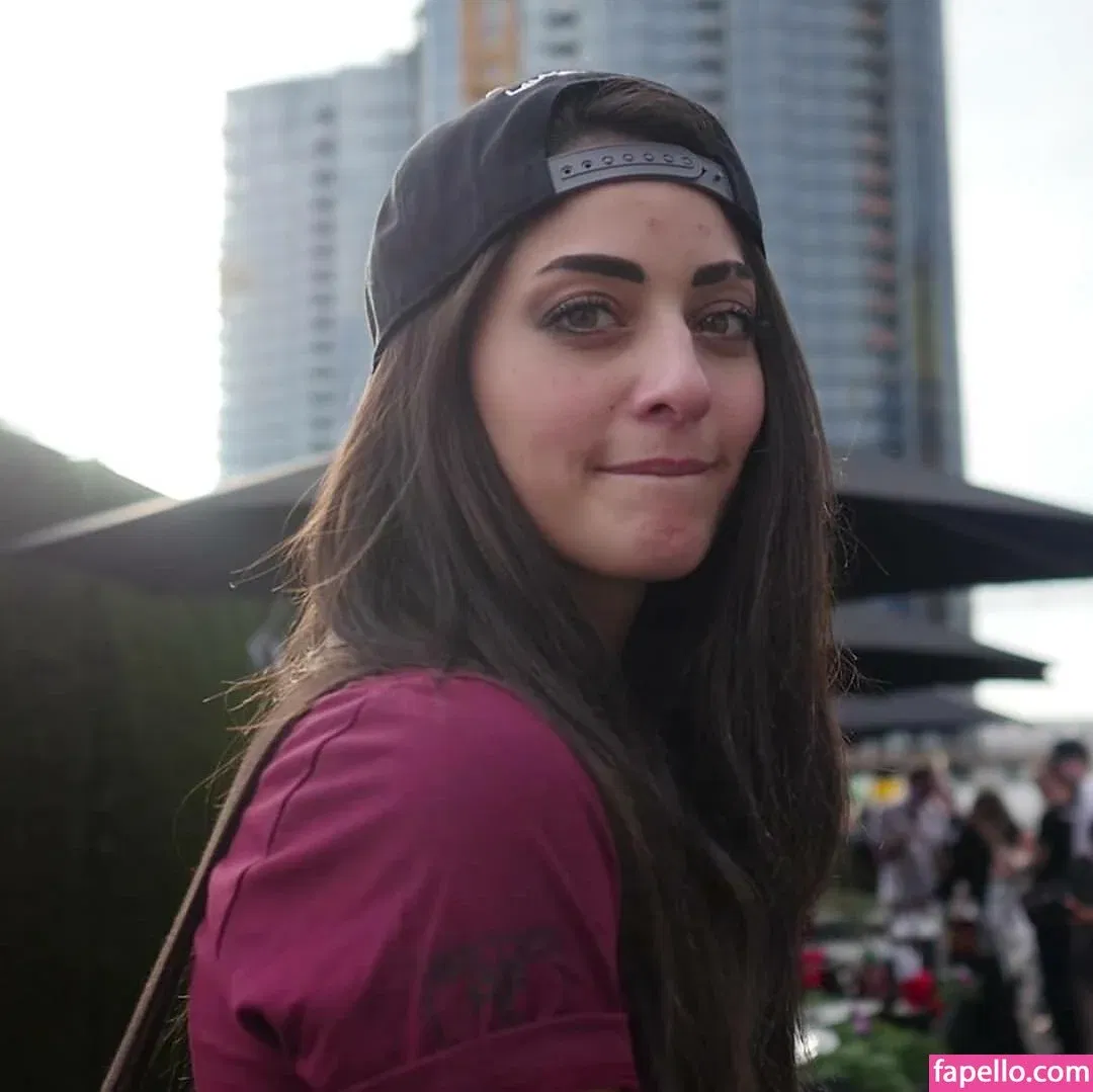 twomgovercsquared Onlyfans Photo Gallery 