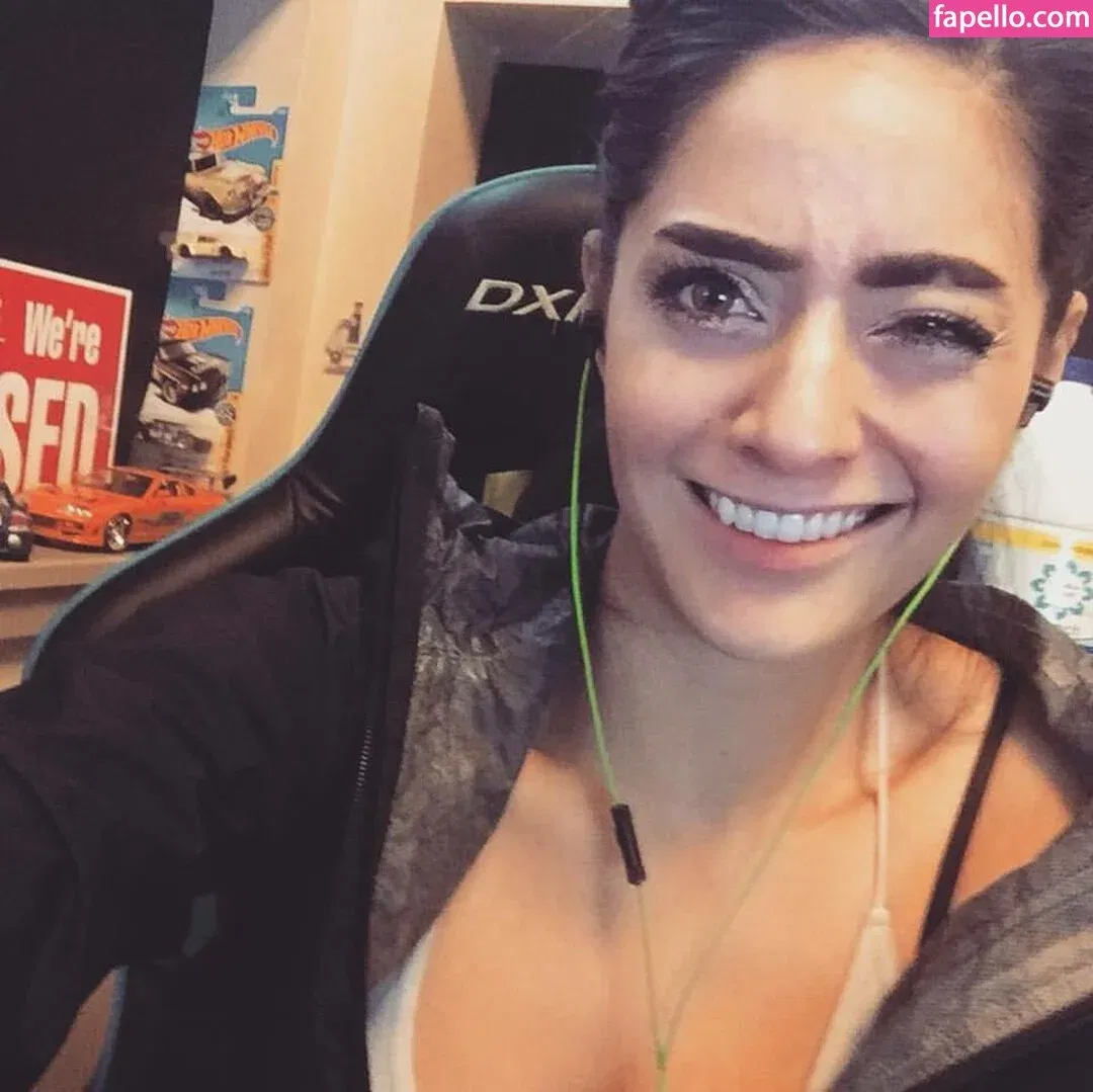 twomgovercsquared Onlyfans Photo Gallery 