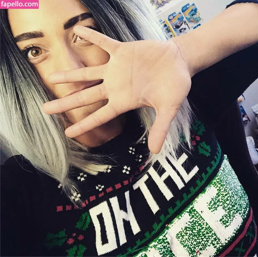 twomgovercsquared Onlyfans Photo Gallery 