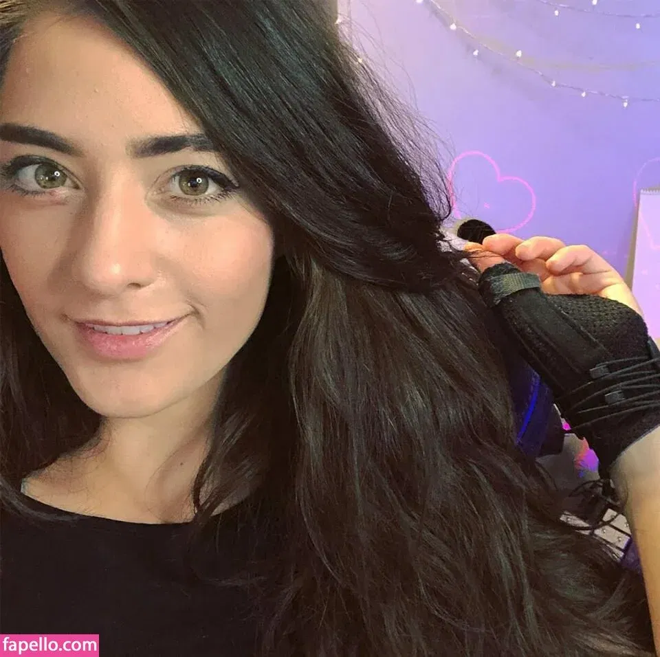 twomgovercsquared Onlyfans Photo Gallery 