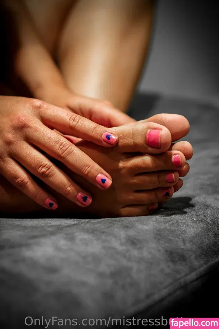 mistressbuttercup Onlyfans Photo Gallery 