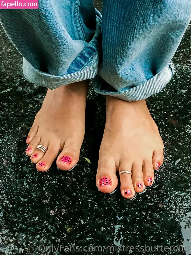 mistressbuttercup Onlyfans Photo Gallery 