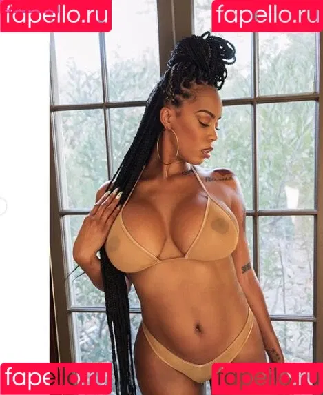 Marriam Chafera Onlyfans Photo Gallery 