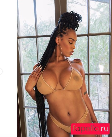 Marriam Chafera Nude Onlyfans Photo 24
