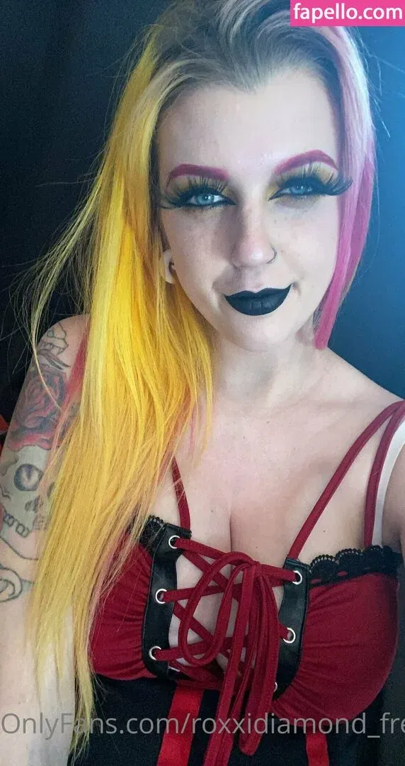 roxxidiamond_free Onlyfans Photo Gallery 