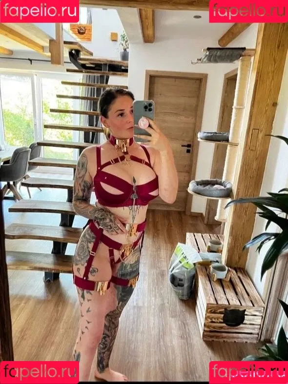 Little Princess Hedi Onlyfans Photo Gallery 