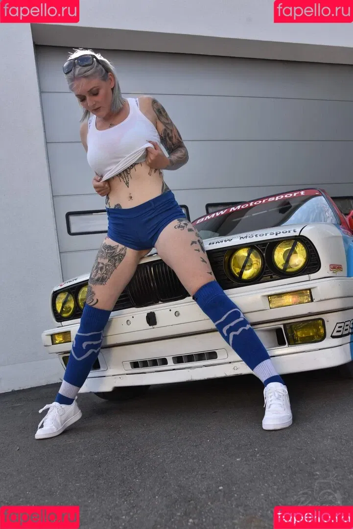 Little Princess Hedi Onlyfans Photo Gallery 