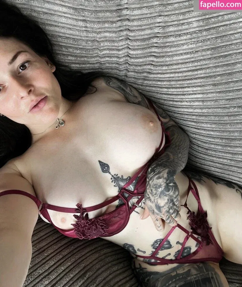 Little Princess Hedi Onlyfans Photo Gallery 