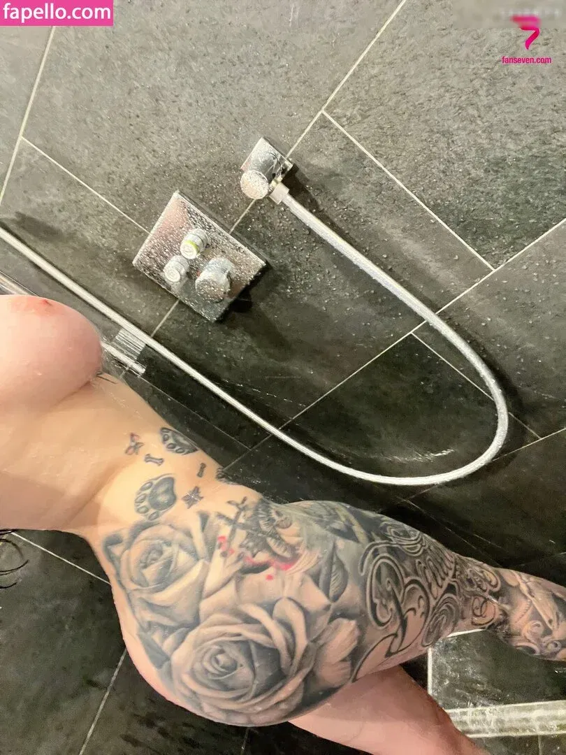 Little Princess Hedi Onlyfans Photo Gallery 