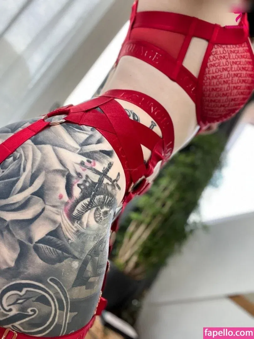 Little Princess Hedi Onlyfans Photo Gallery 