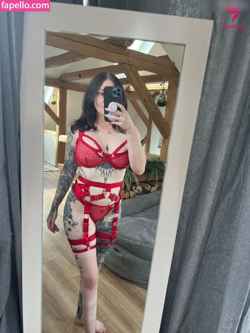 Little Princess Hedi Onlyfans Photo Gallery 