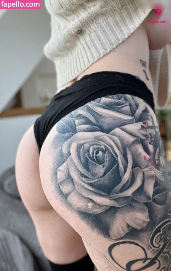 Little Princess Hedi Onlyfans Photo Gallery 