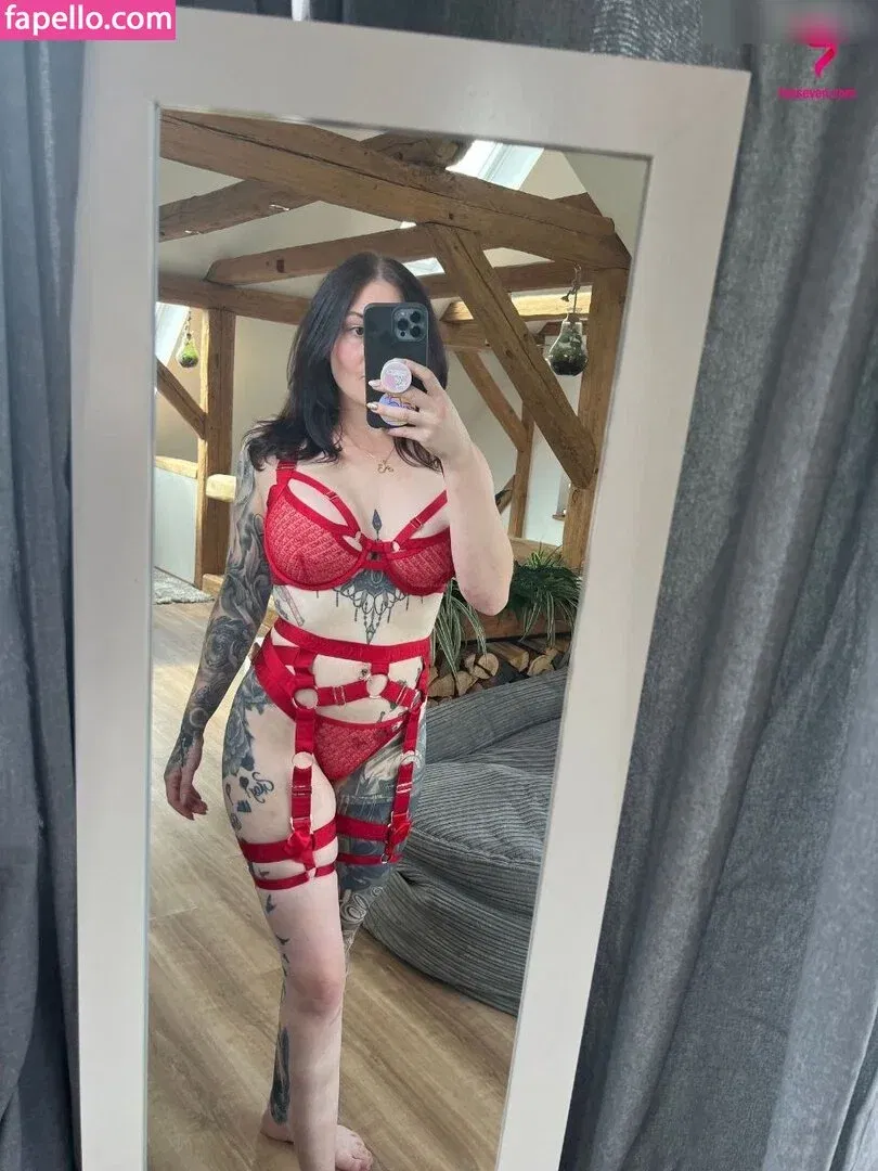 Little Princess Hedi Onlyfans Photo Gallery 