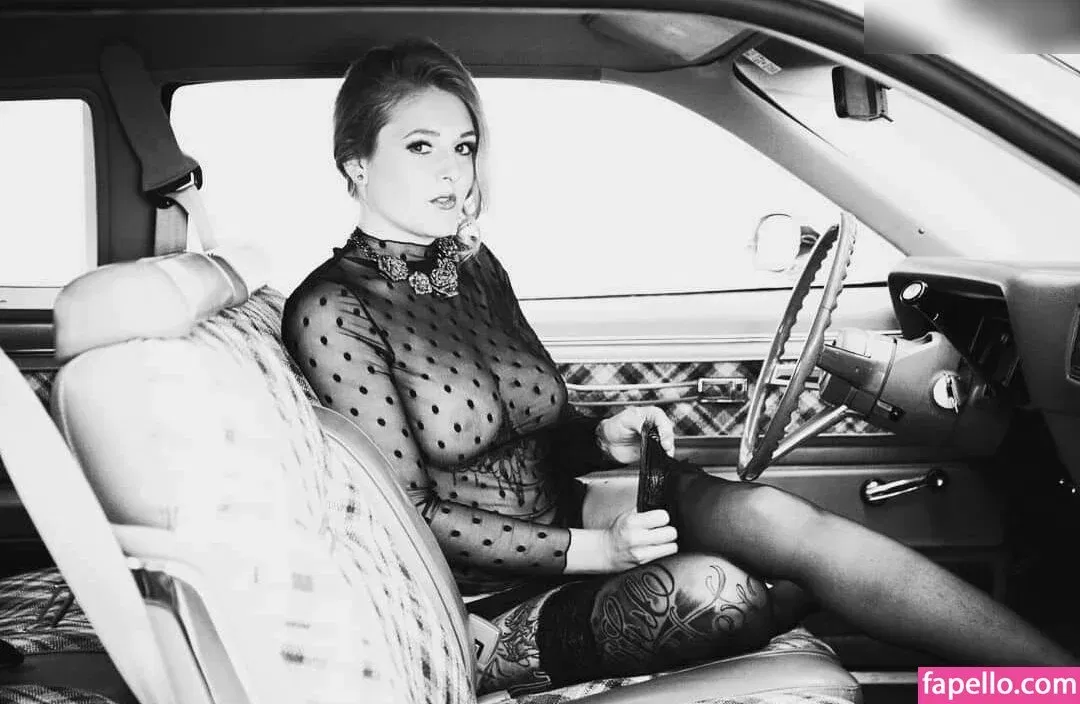 Little Princess Hedi Onlyfans Photo Gallery 