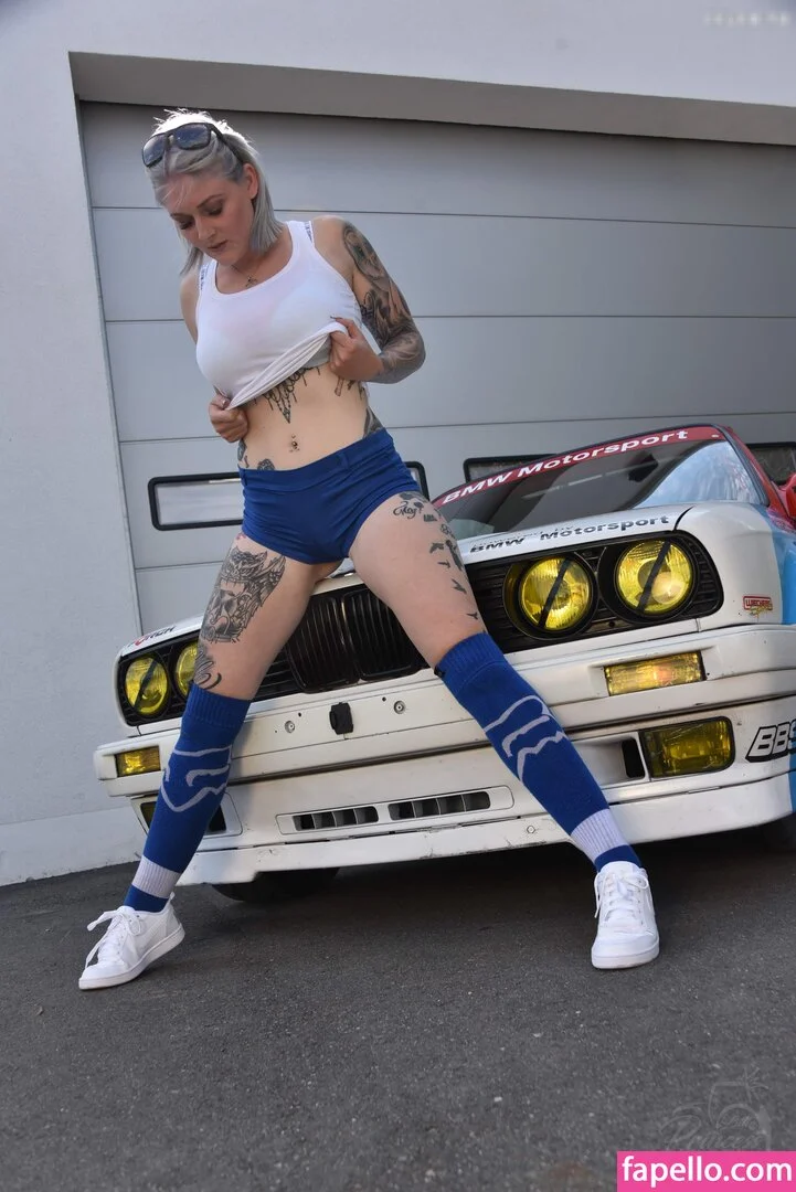 Little Princess Hedi Onlyfans Photo Gallery 