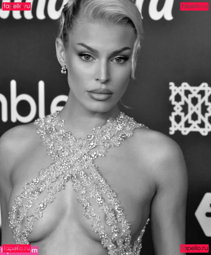 GUAZA Onlyfans Photo Gallery 