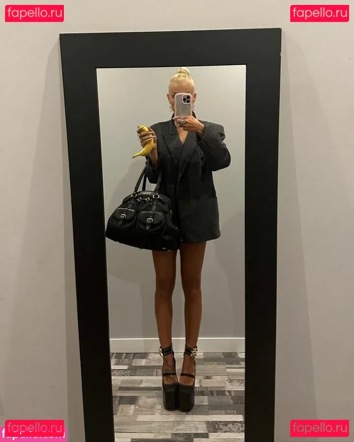 GUAZA Onlyfans Photo Gallery 