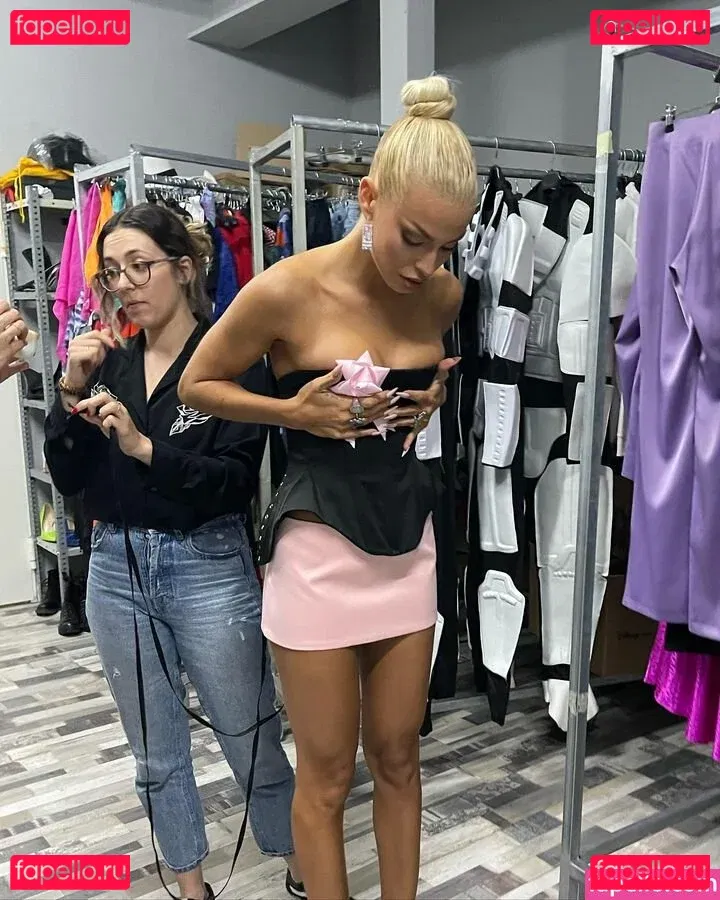 GUAZA Onlyfans Photo Gallery 