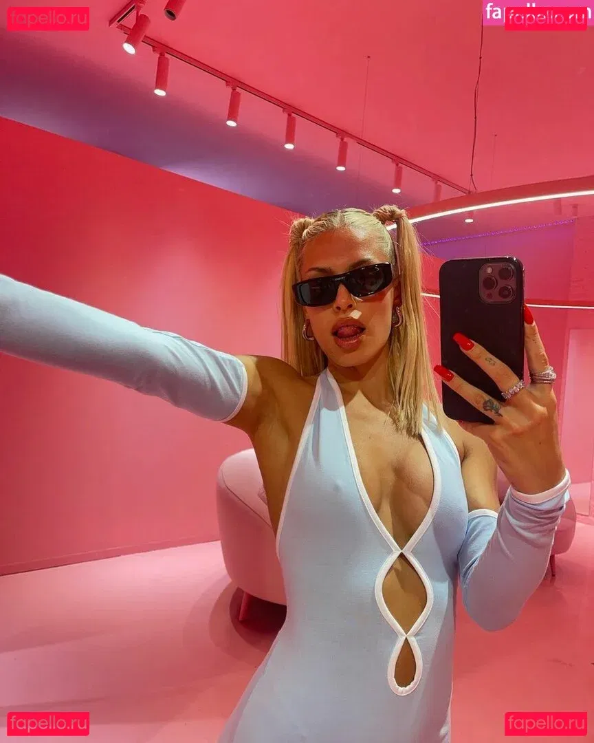 GUAZA Onlyfans Photo Gallery 