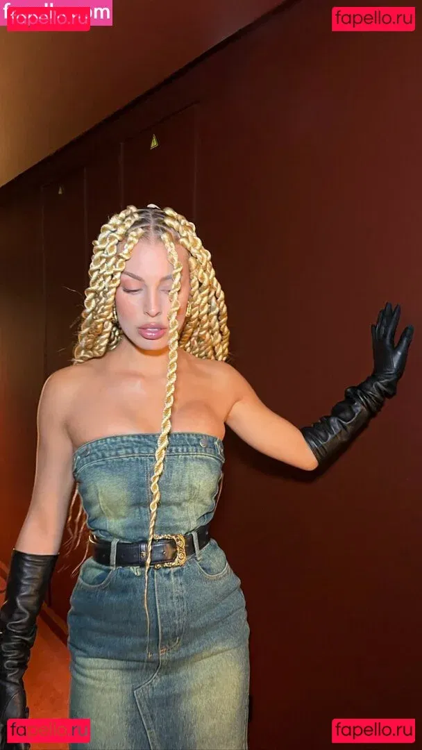 GUAZA Onlyfans Photo Gallery 