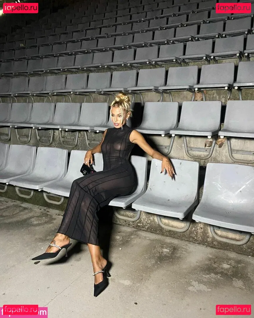 GUAZA Onlyfans Photo Gallery 