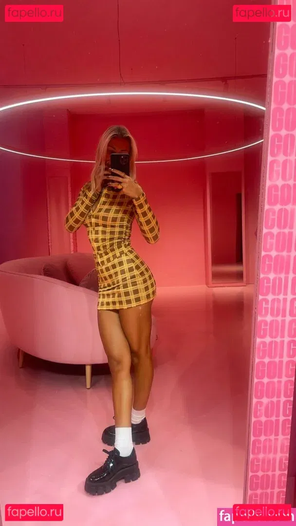 GUAZA Onlyfans Photo Gallery 