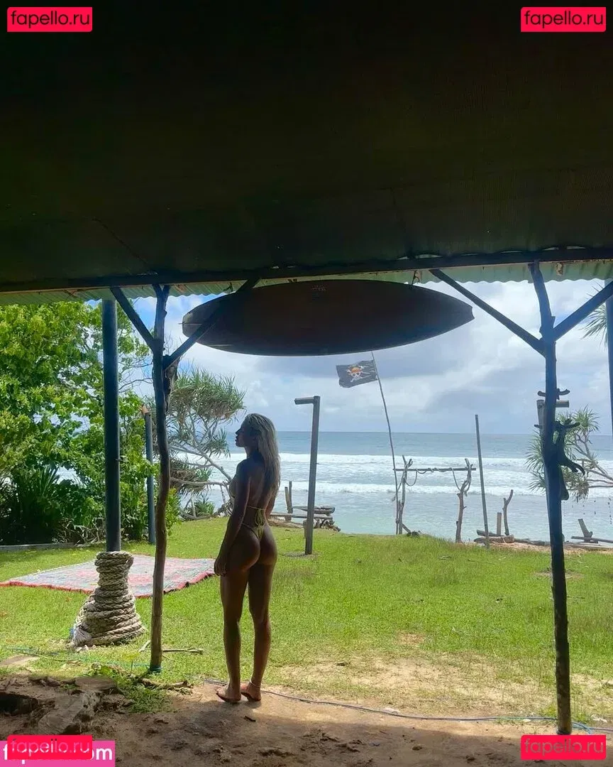 GUAZA Onlyfans Photo Gallery 