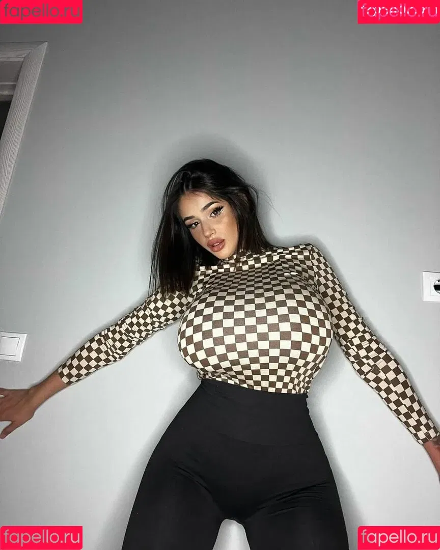 Andjela Milic Onlyfans Photo Gallery 