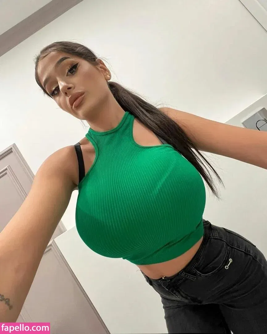 Andjela Milic Onlyfans Photo Gallery 