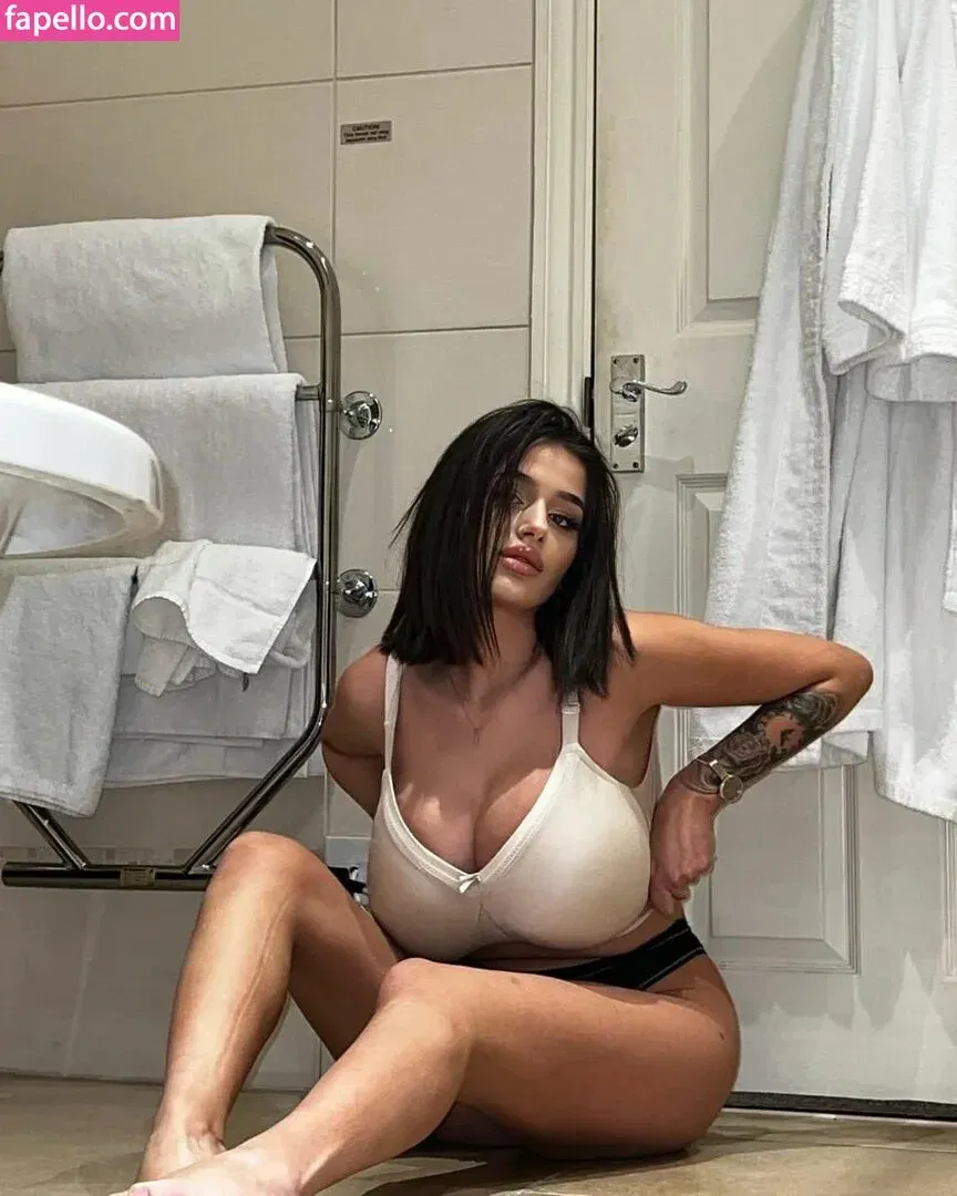 Andjela Milic Onlyfans Photo Gallery 