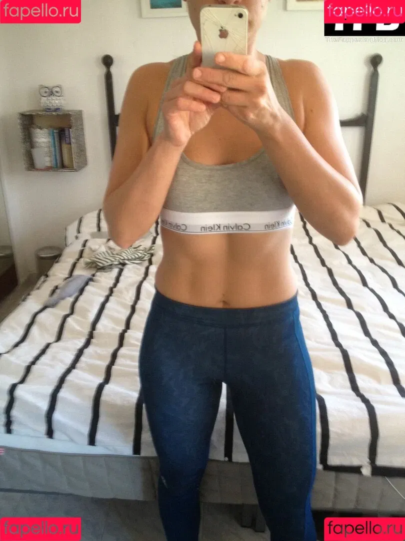 Claire Hutchings Onlyfans Photo Gallery 