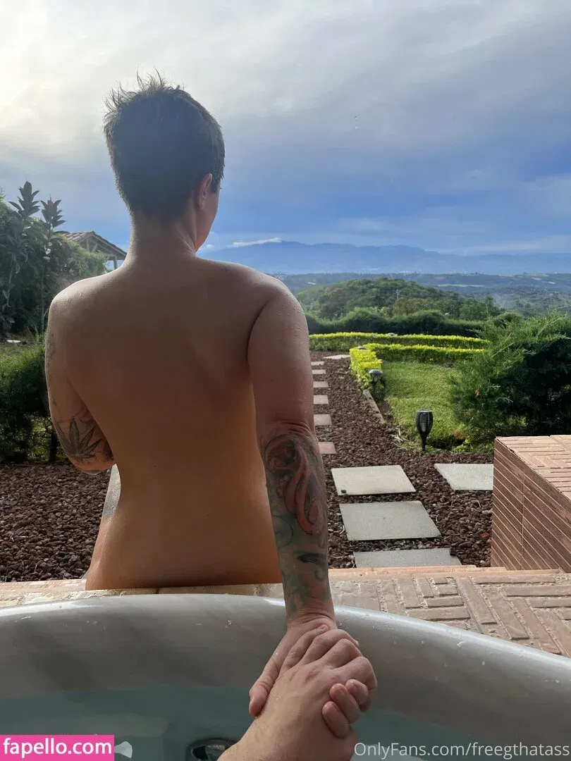 freegthatass Onlyfans Photo Gallery 