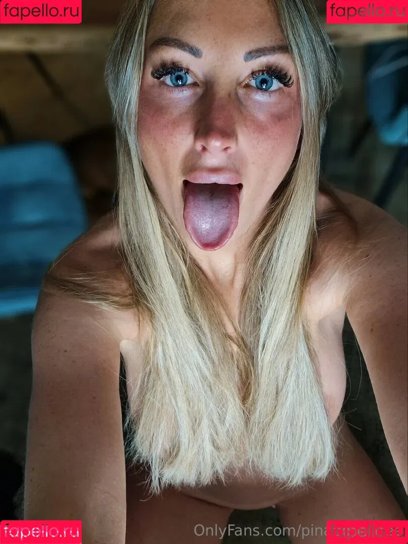PinaPopp Onlyfans Photo Gallery 