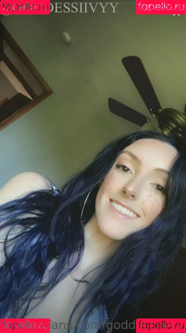 kissitpromos Onlyfans Photo Gallery 