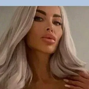 kissitpromos Onlyfans Photo Gallery 