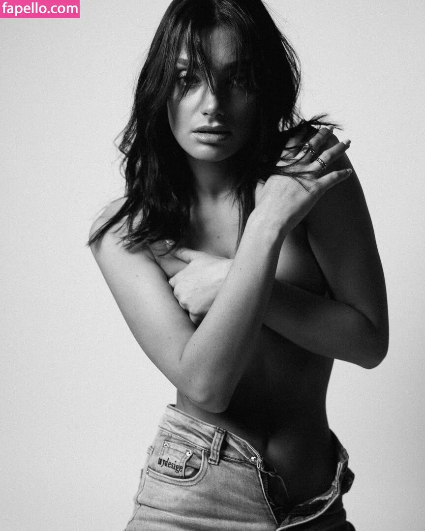 Shani Mor Resnick Onlyfans Photo Gallery 