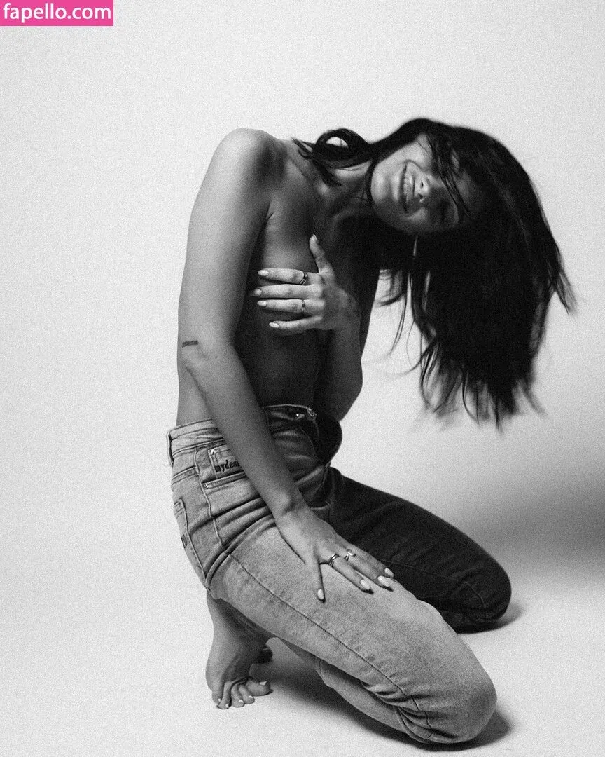 Shani Mor Resnick Onlyfans Photo Gallery 